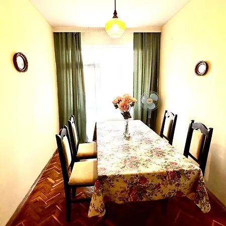 Ssenyange וארנה